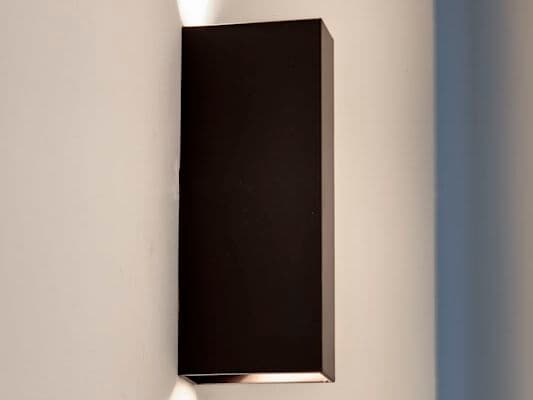 247LAB
2006
Aluminium wall lamp — 1