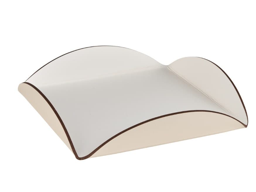 ADJ
HOLDER
Leather sause holder — 14