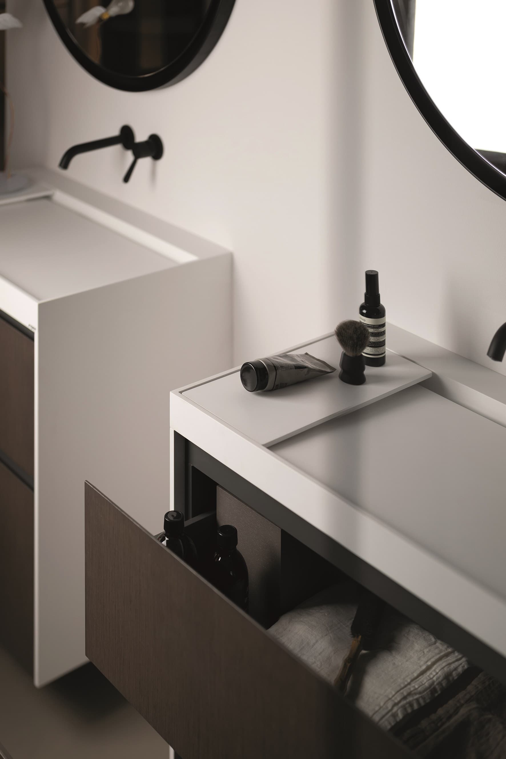 Agape
EVO 21
Vanity unit — 3