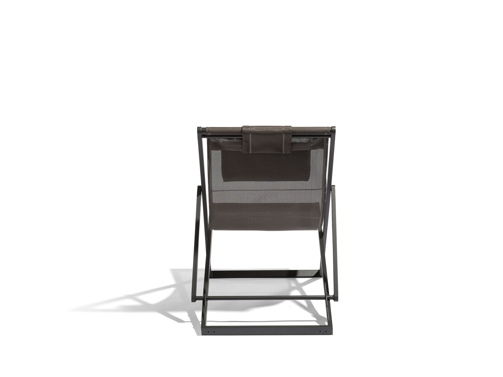 Akula Living
ALEXA
Deck chair — 2