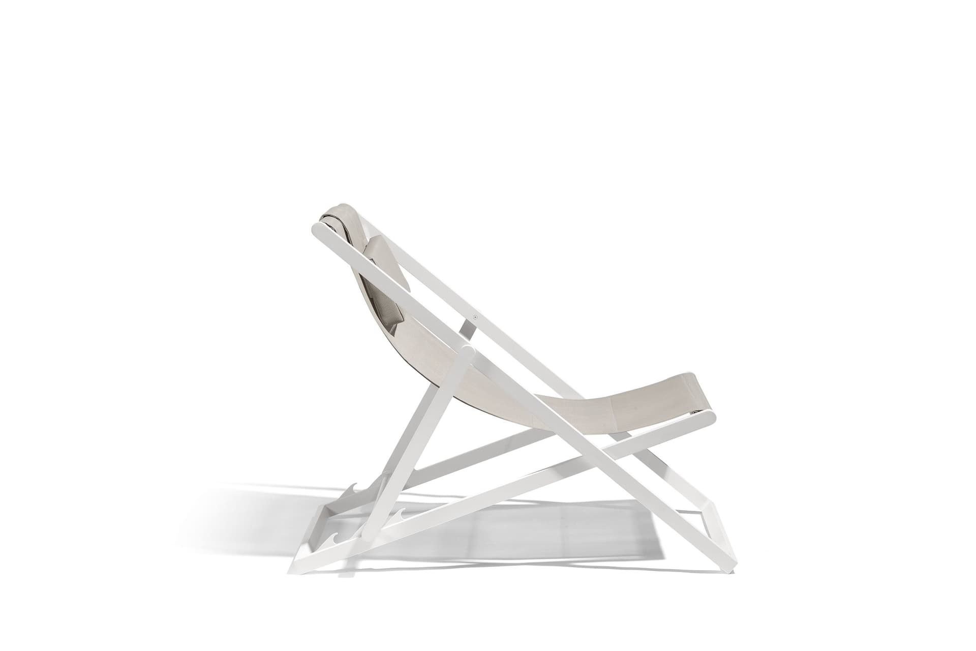 Akula Living
ALEXA
Deck chair — 8