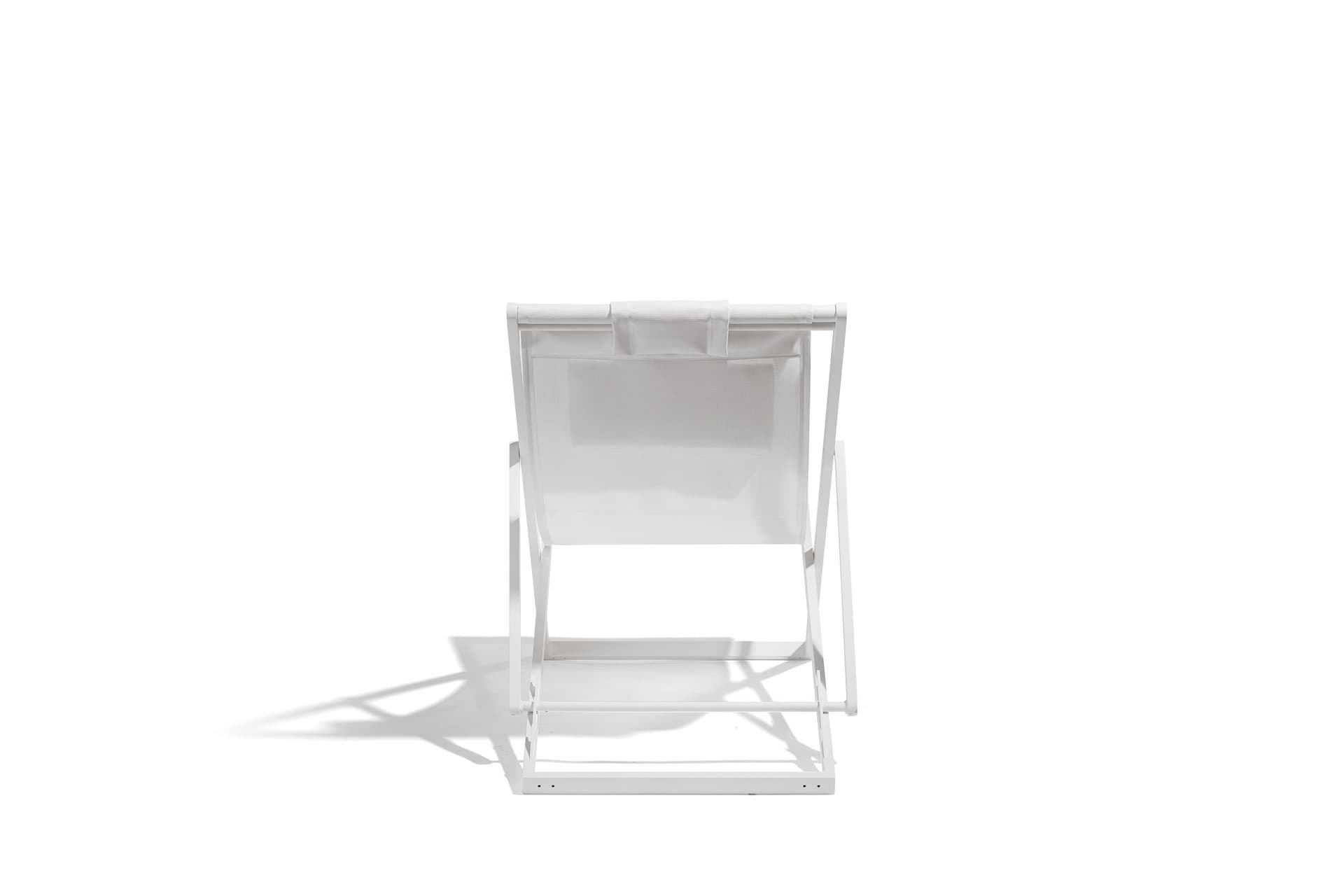 Akula Living
ALEXA
Deck chair — 10
