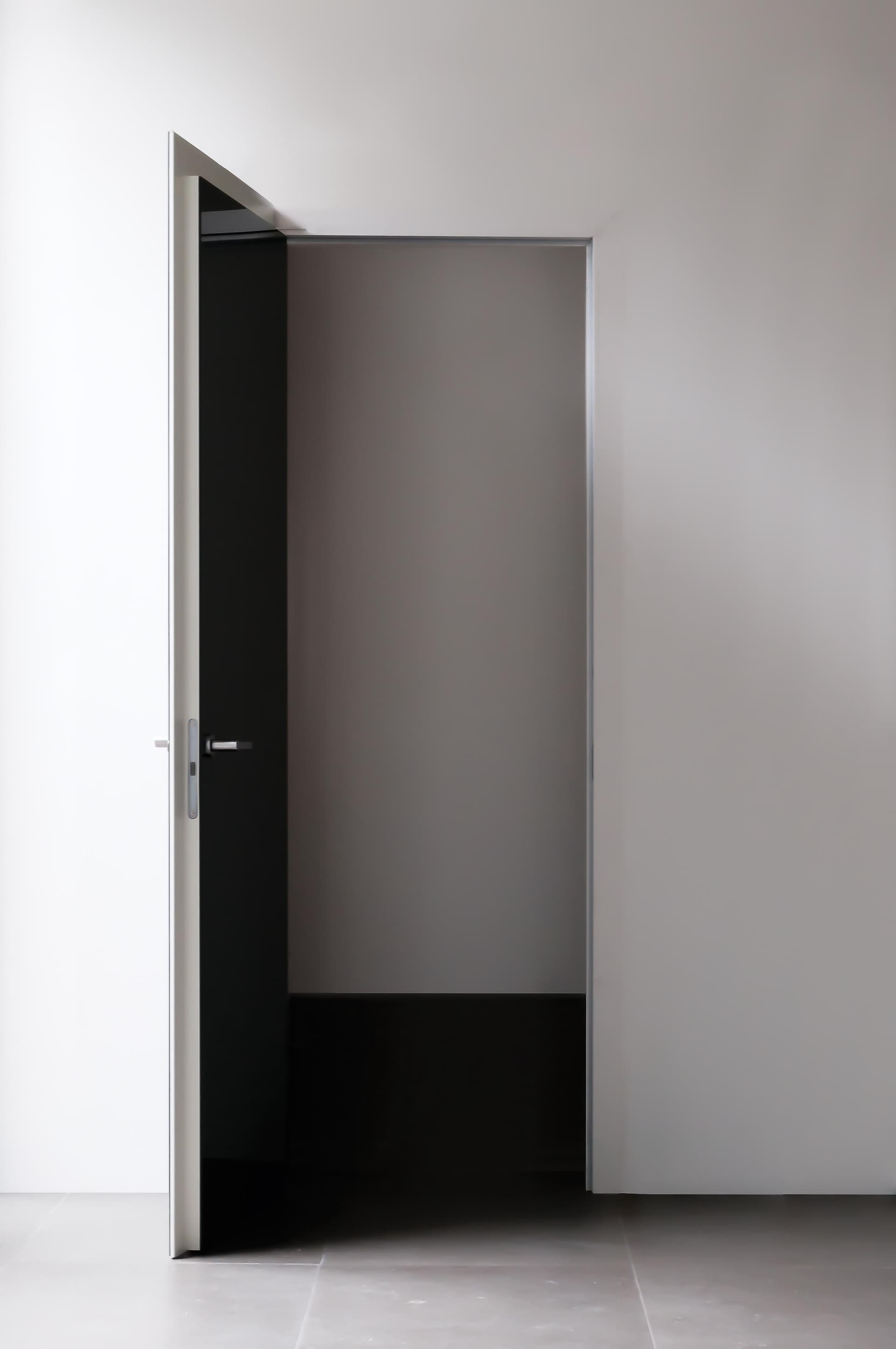 ALBED
LEVEL
Hinged glass door — 3