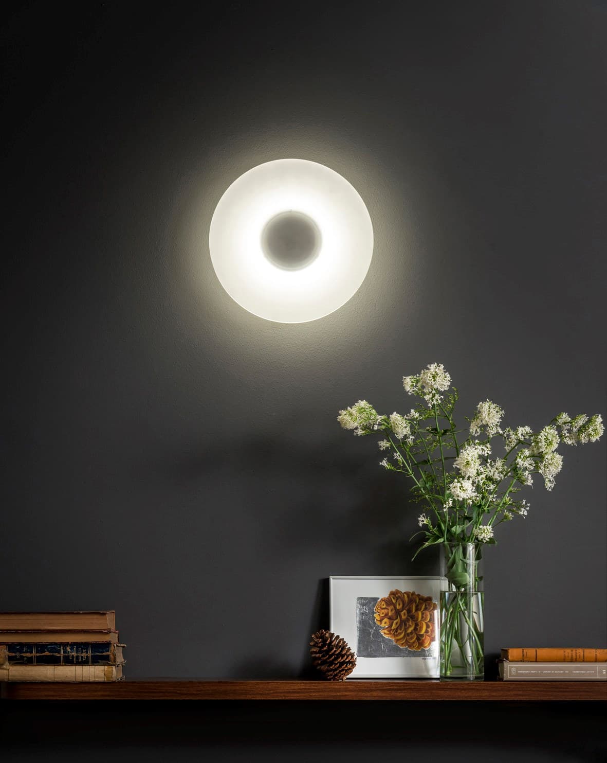 Album
ELLEPÌ
LED wall lamp — 2