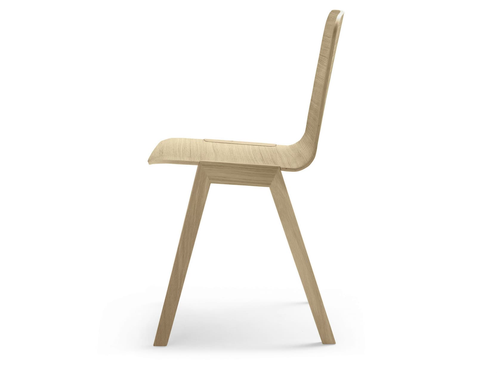 Alki
HELDU
Oak chair — 1