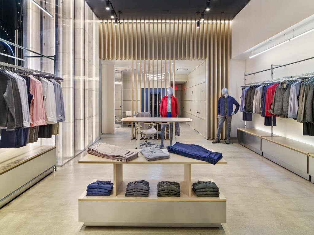 ALU
PLOT
Shop furnishing — 13