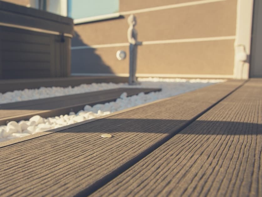 Alumil
WOODEE
Wooden decking — 4
