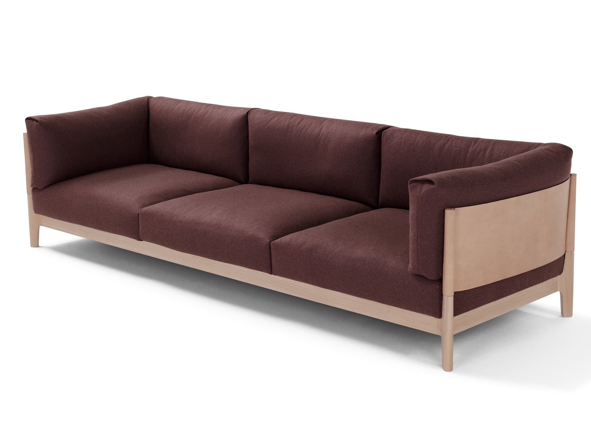 AMURA
STILT
Fabric sofa — 2