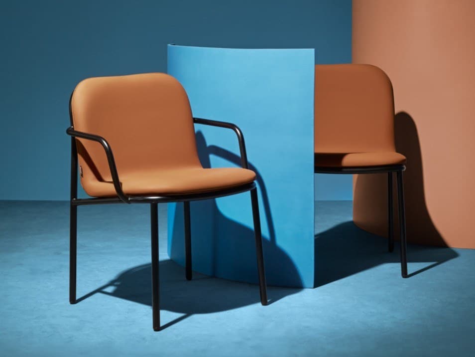 Annud
SHELL
Woven vinyl chair — 1