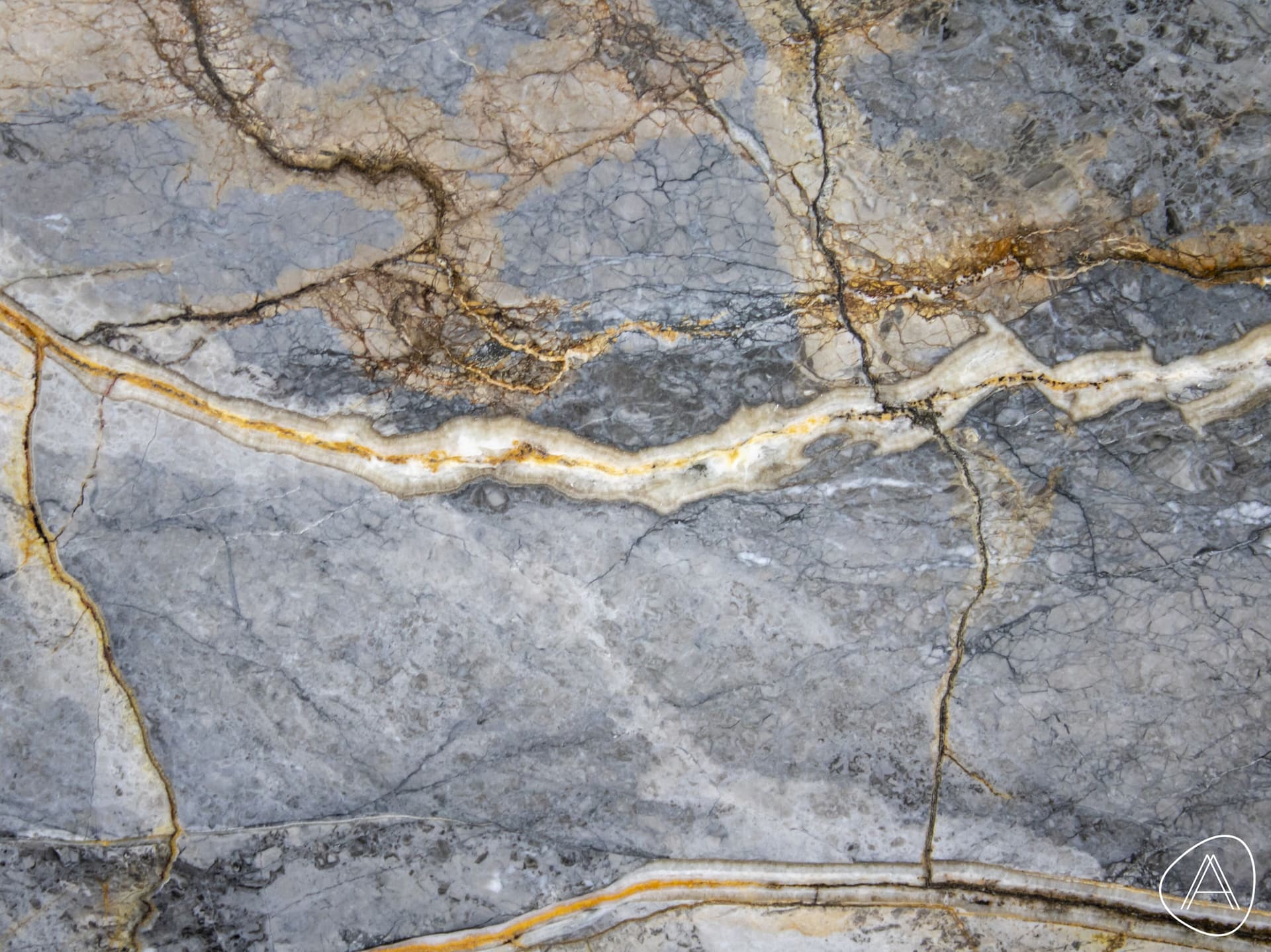 Antolini®
BLUEROOTS
Marble — 1