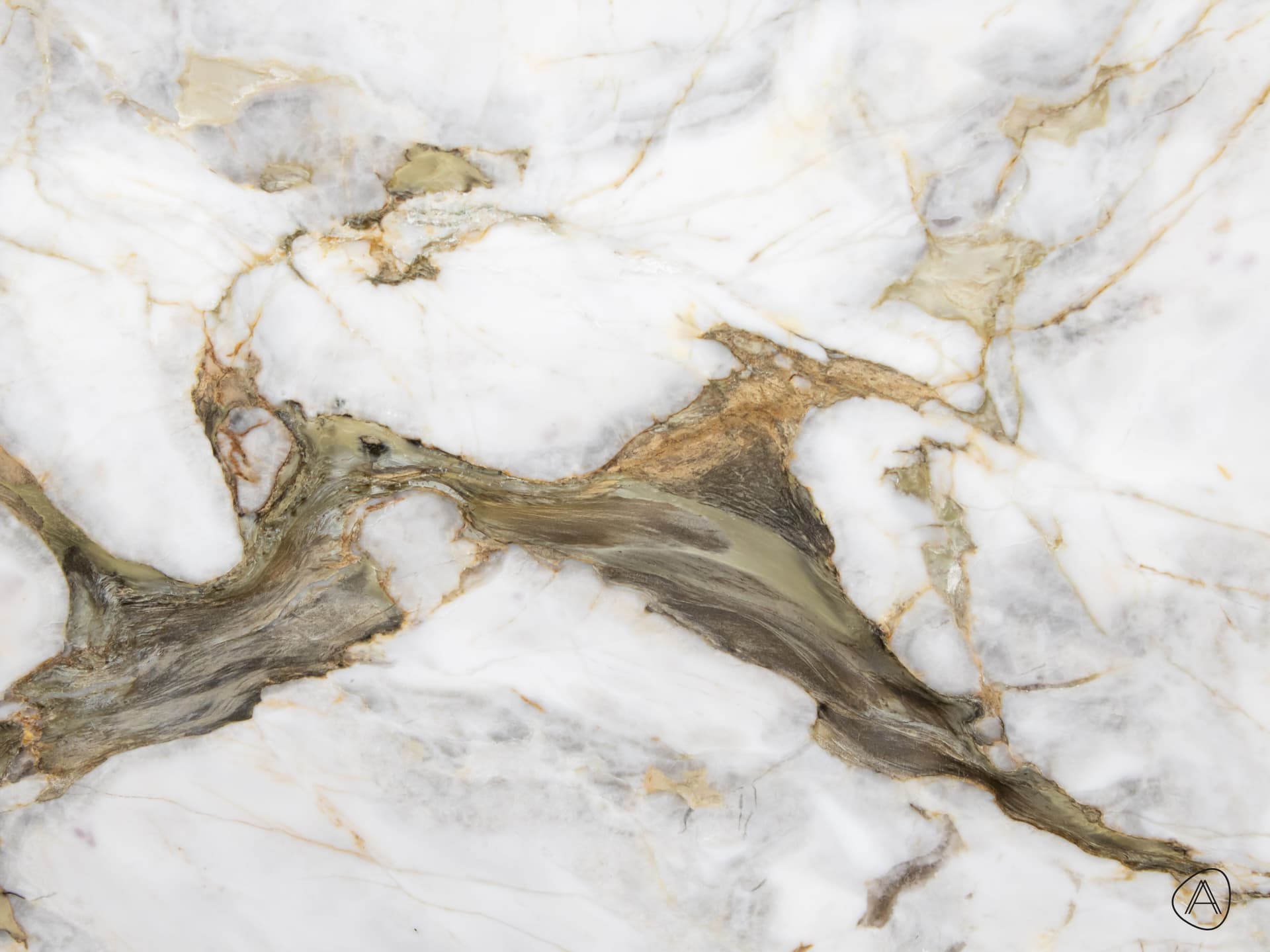 Antolini®
CALACATTA D'OR
Dolomite — 1