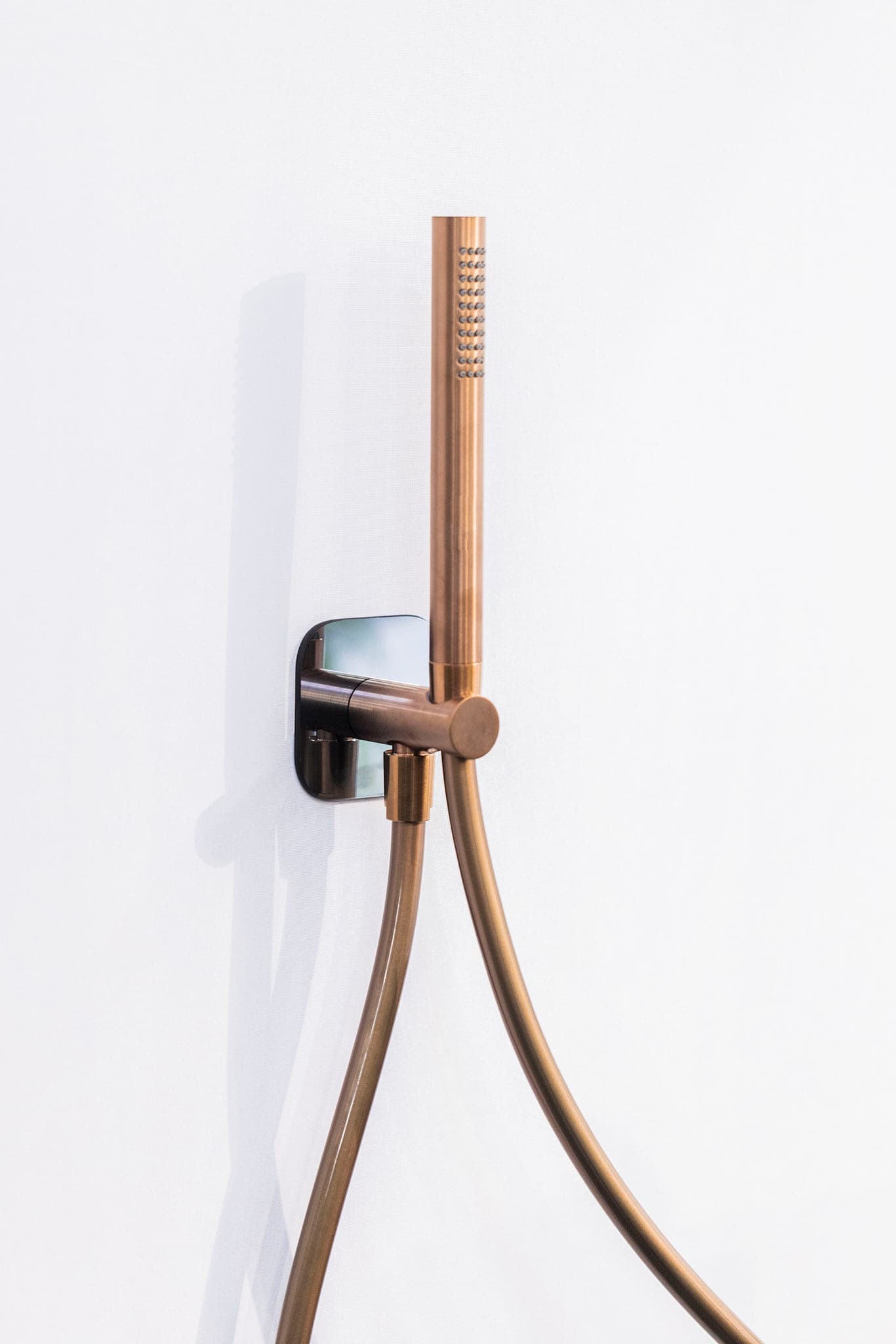 AQUAELITE
WOW
Brass handshower — 3