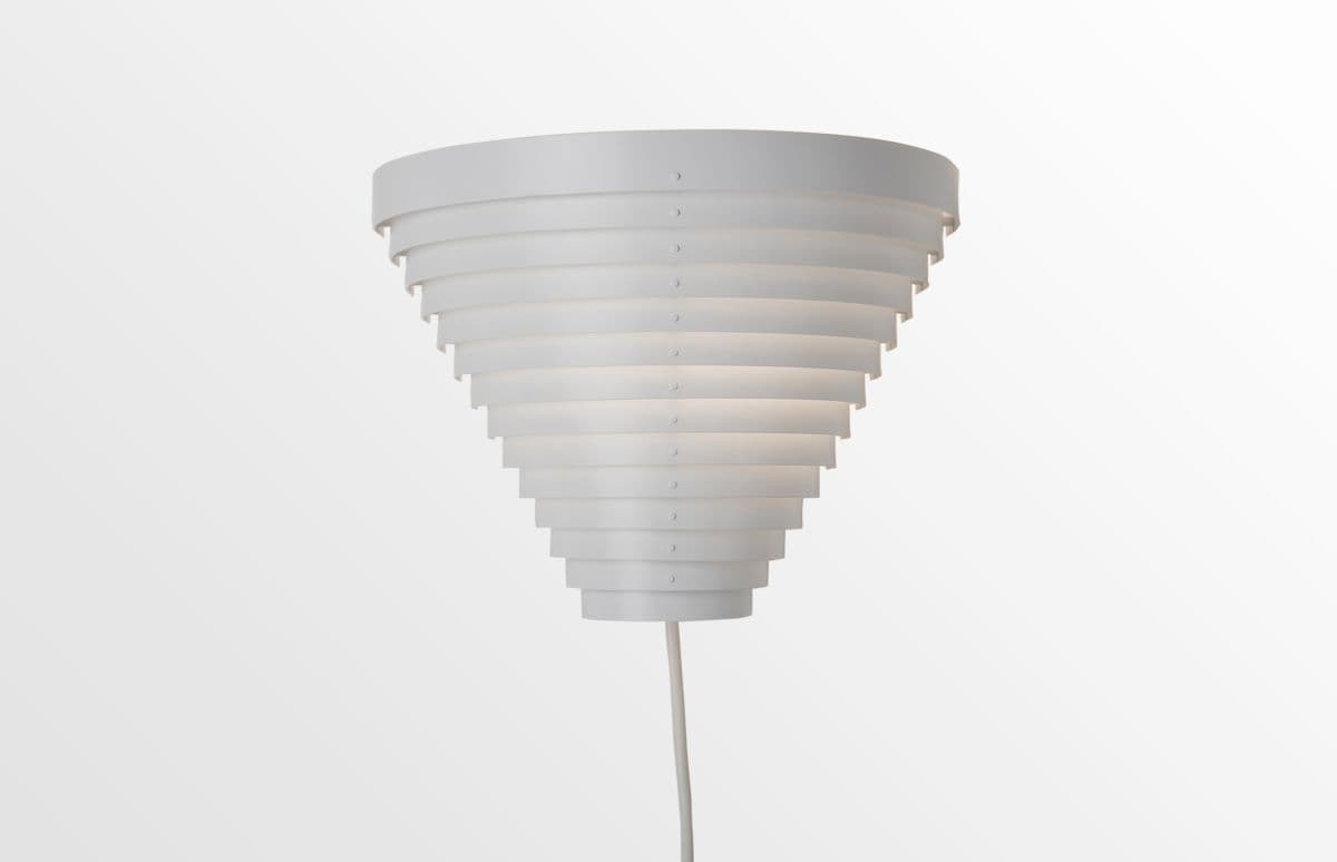 Artek
A910
Steel wall lamp — 2