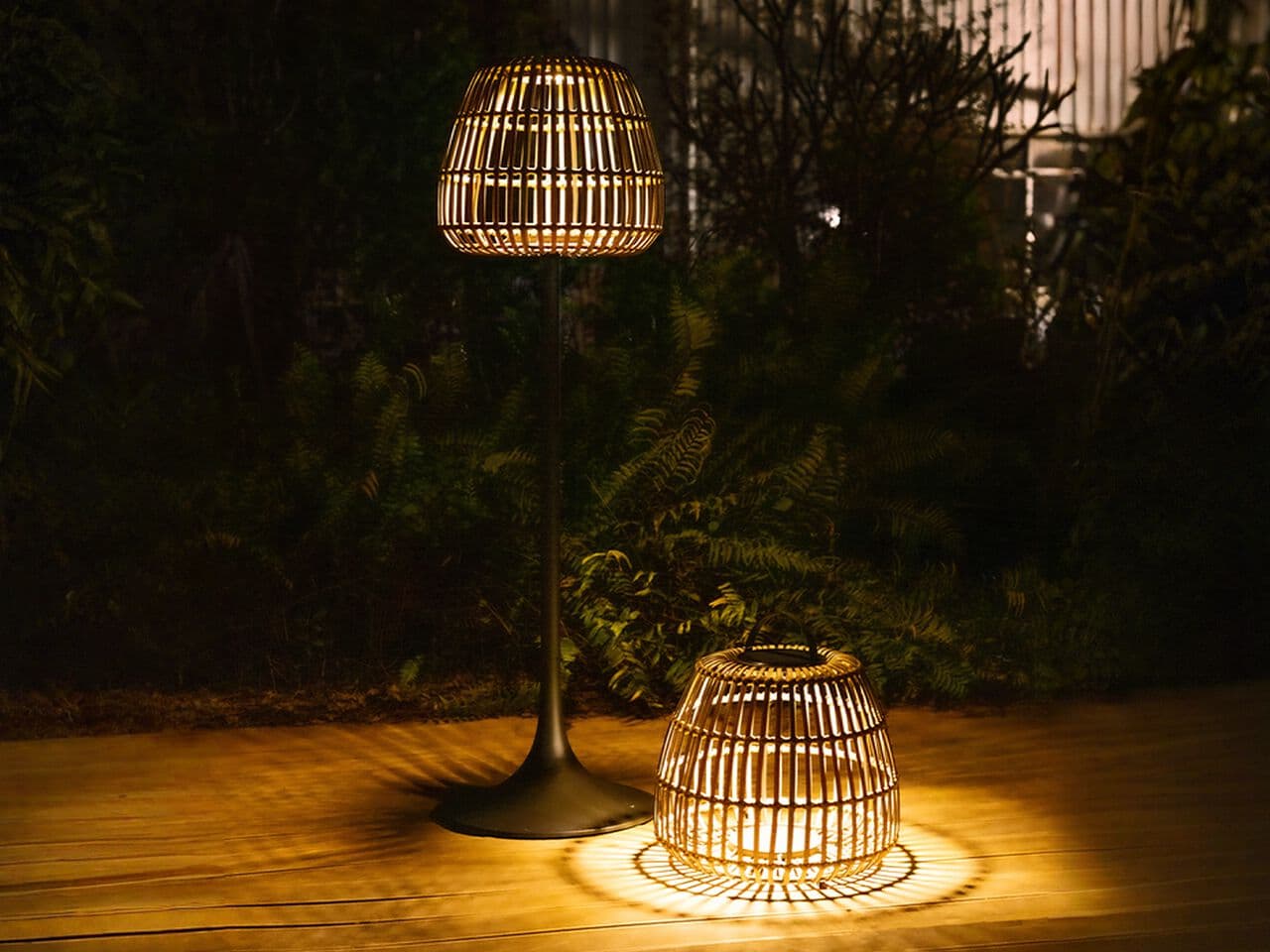 Artie
MONA
Lantern — 5