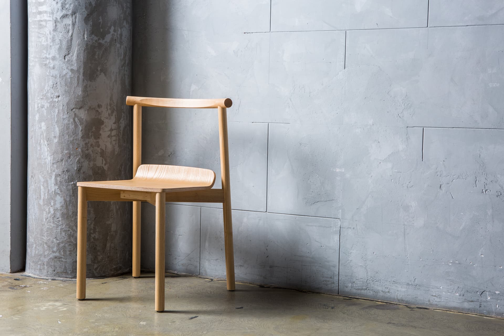 Artu
WOX
Open back ash chair — 9