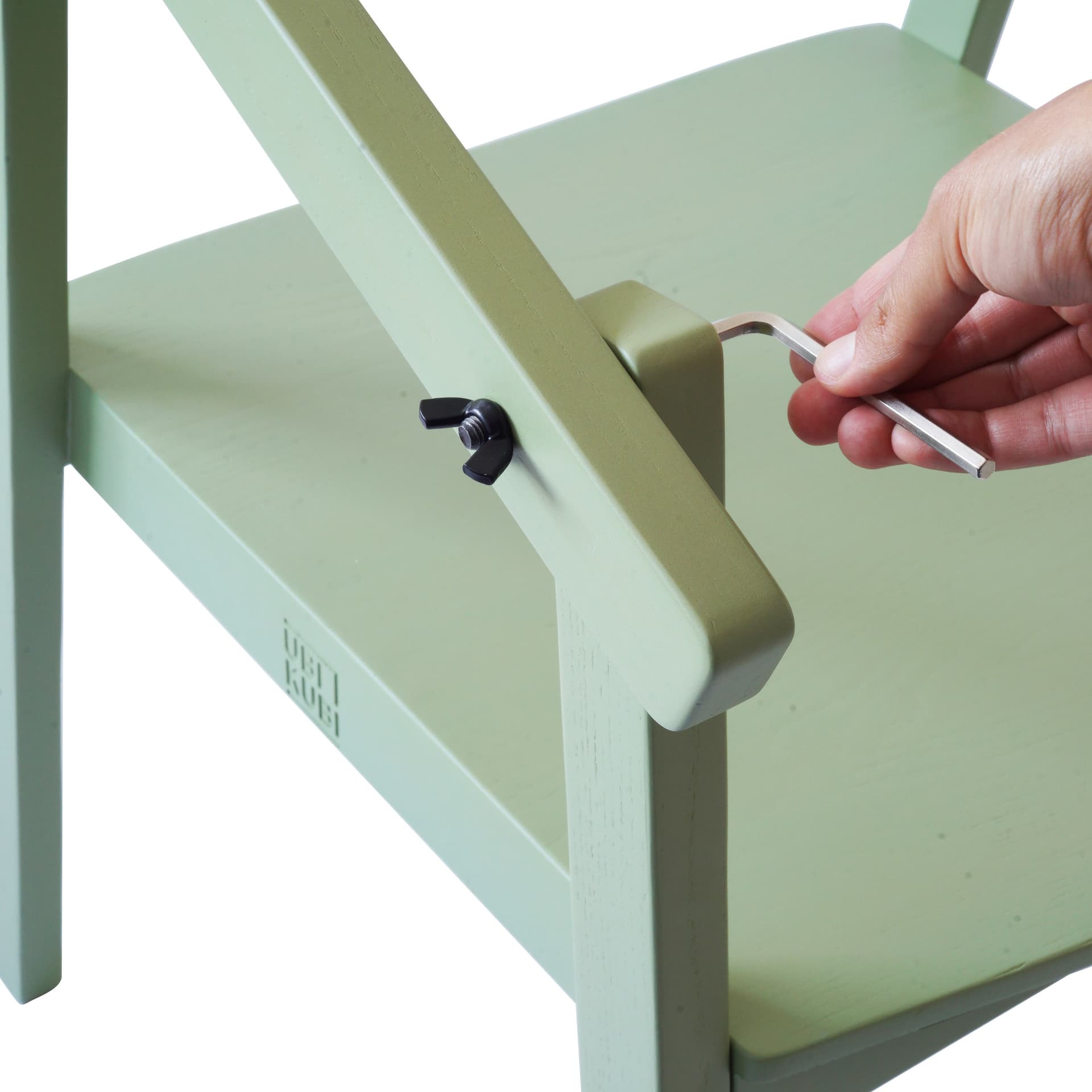 Askia
ATELIER
Oak chair — 4
