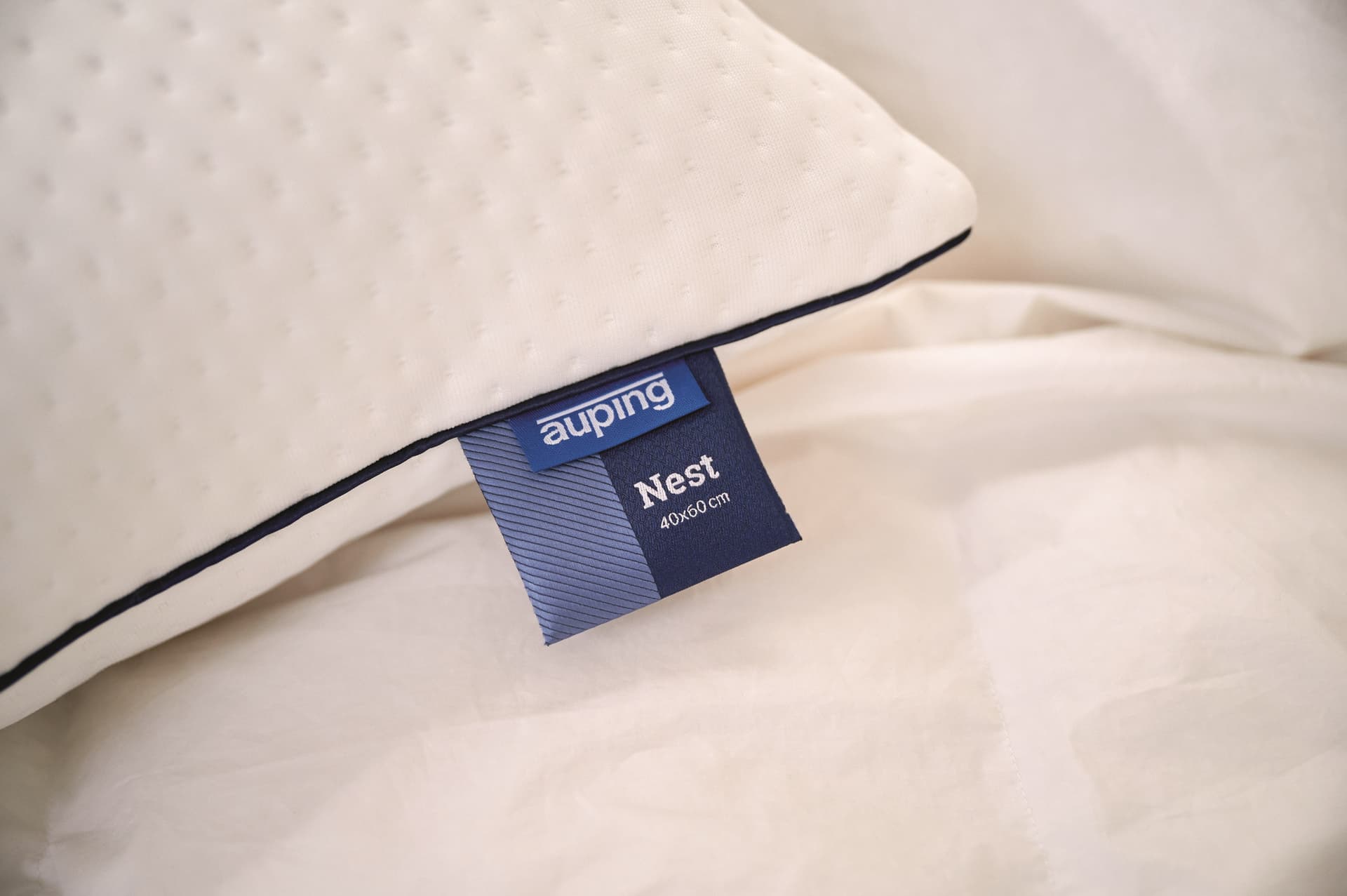 Auping
NEST
Goose feather pillow — 3