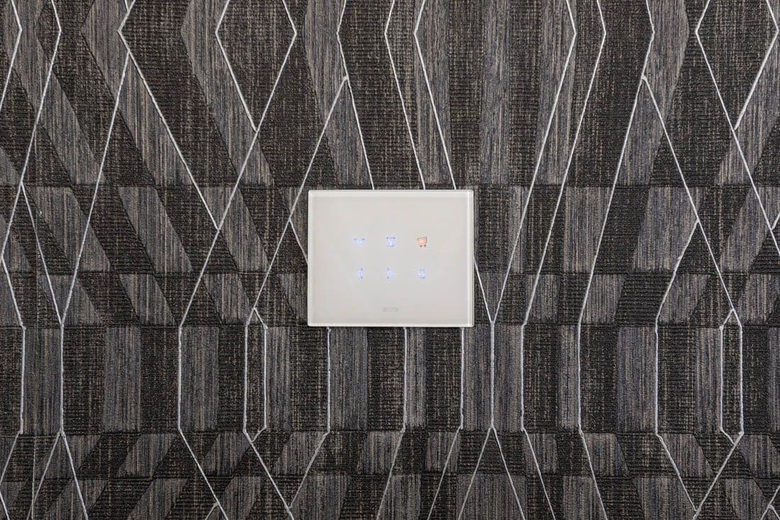 AVE
VERA 44
Glass switch plate