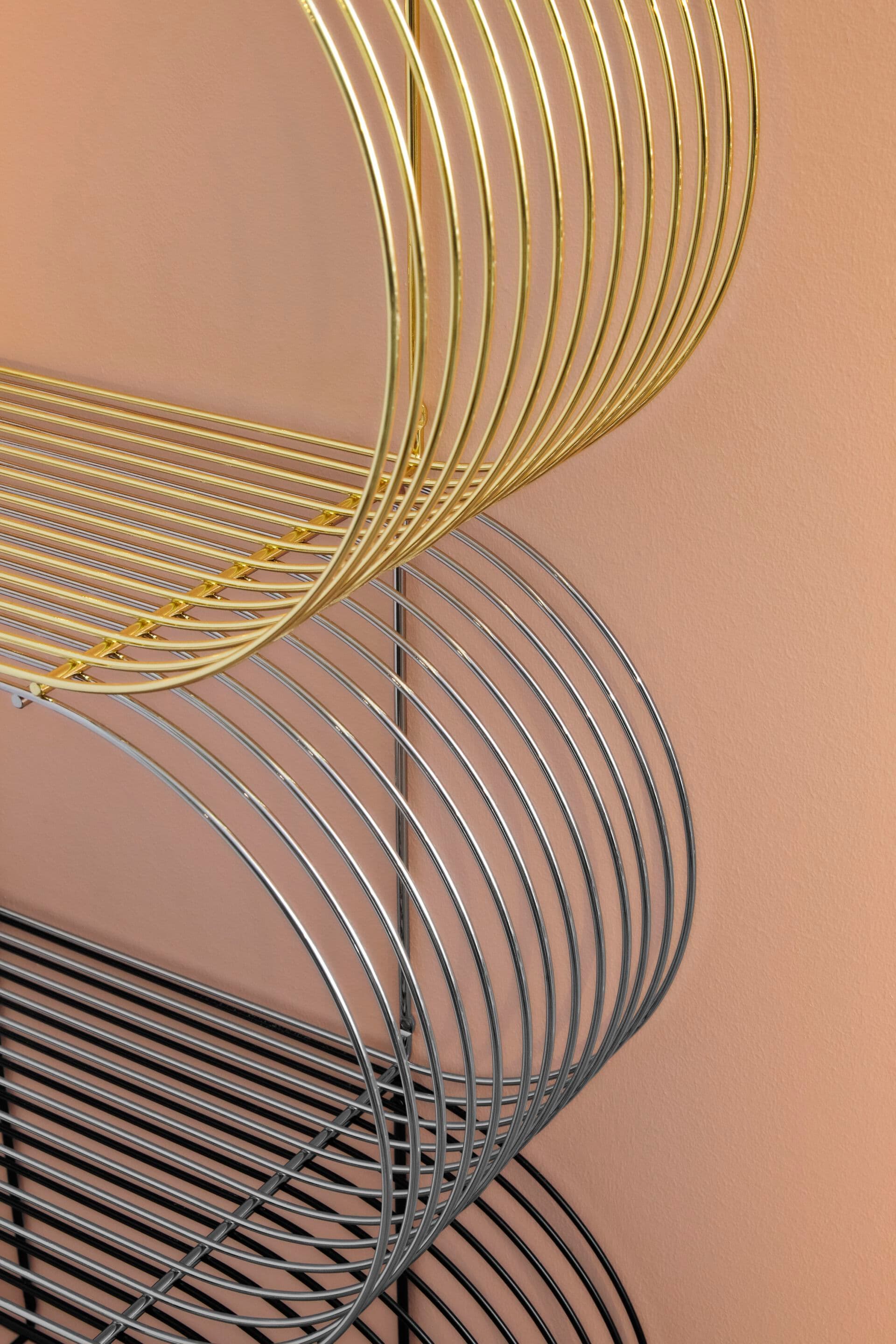 AYTM
CURVA
Steel wall shelf — 8