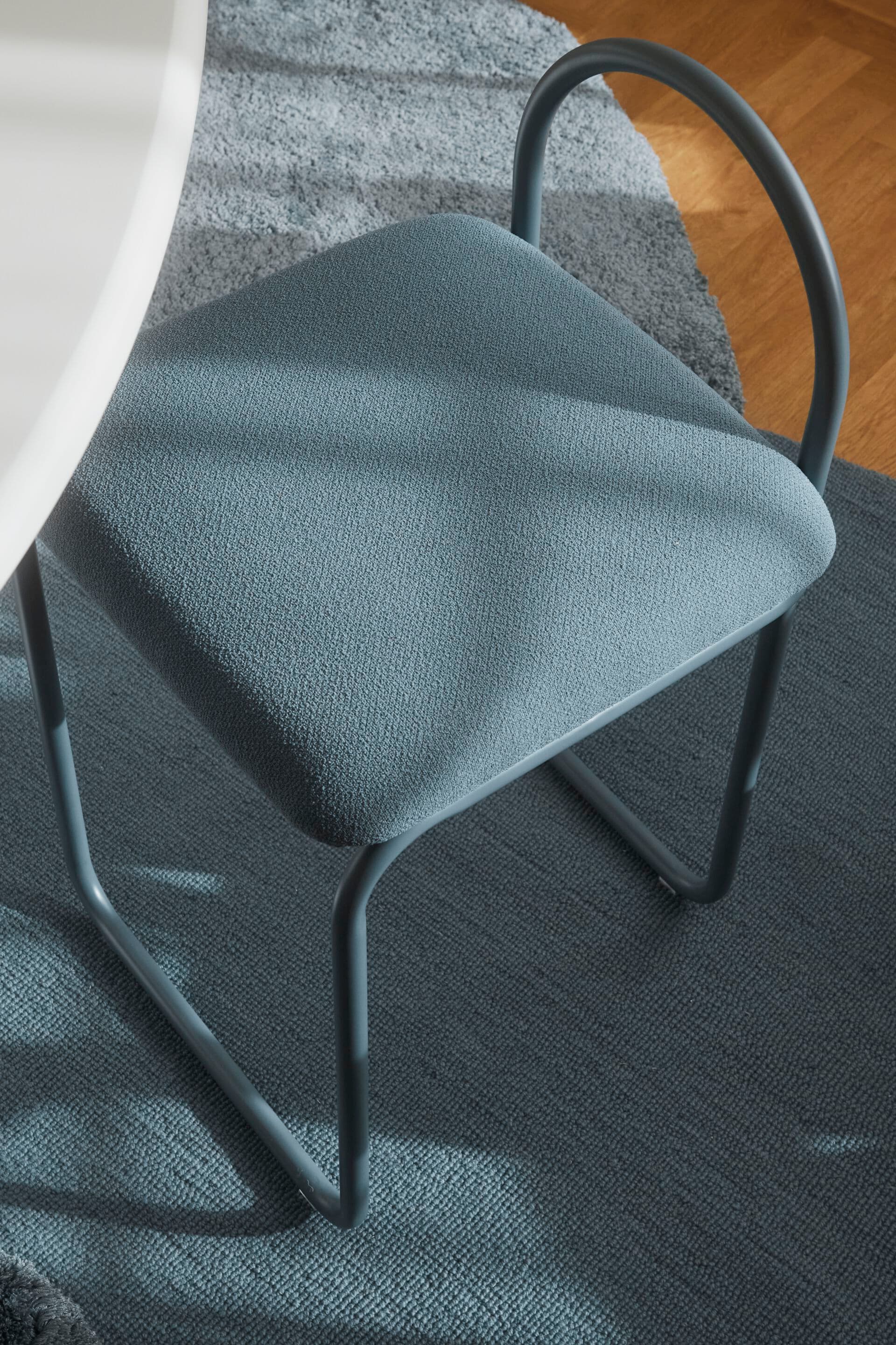 AYTM
MOLA
Solid-color wool rug — 13