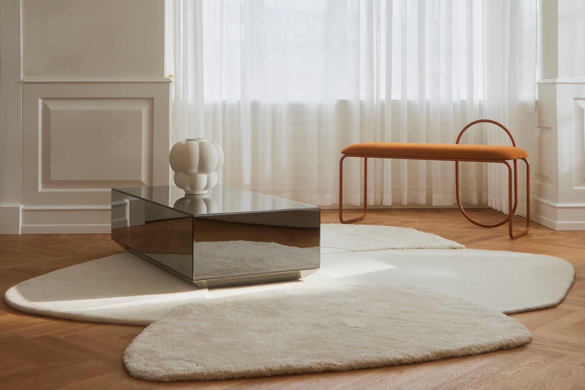 AYTM
MOLA
Solid-color wool rug — 9