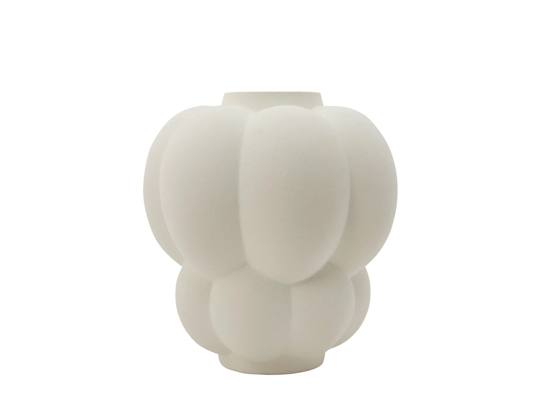 AYTM
UVA
Stoneware vase — 1