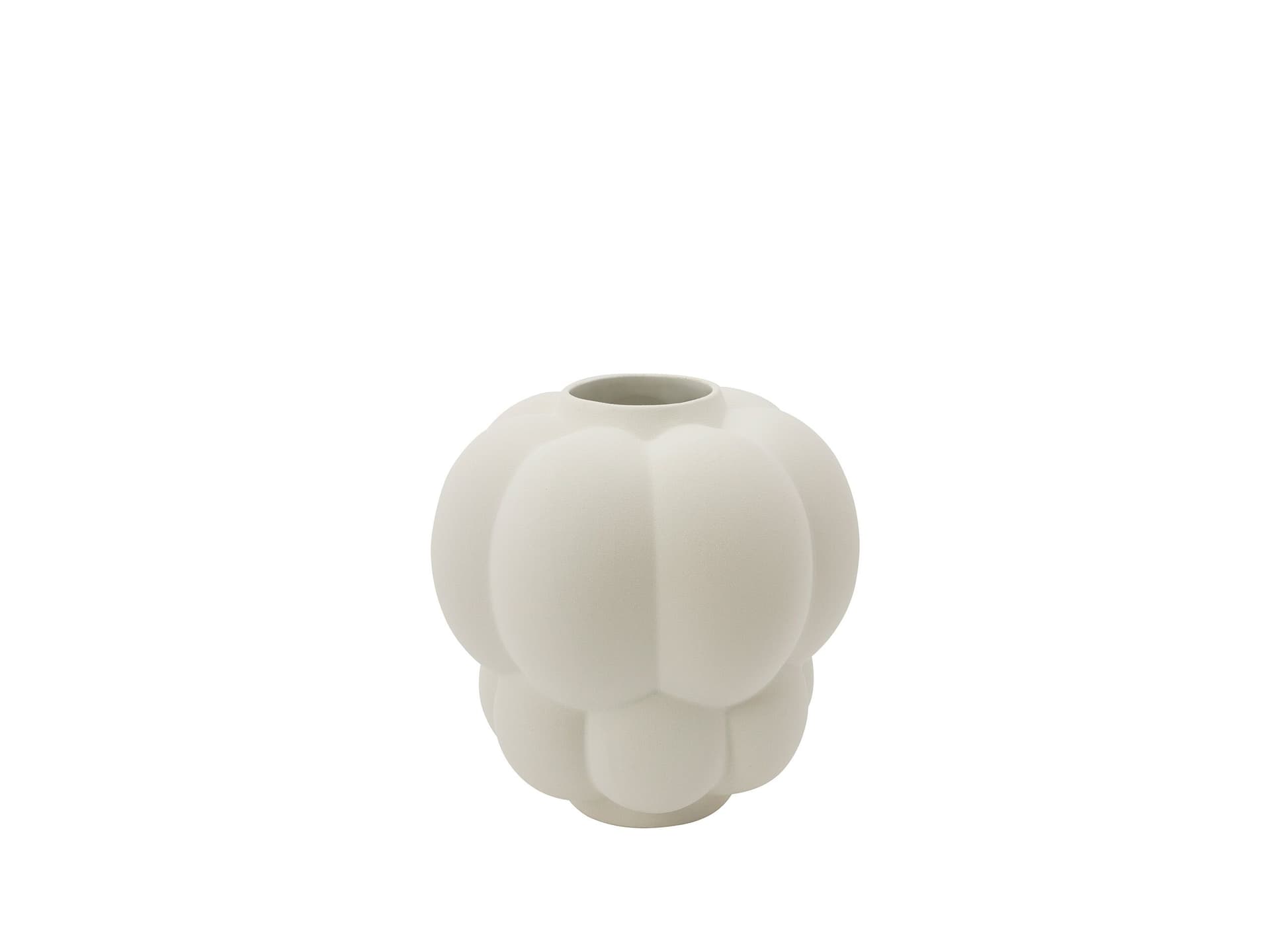 AYTM
UVA
Stoneware vase — 15
