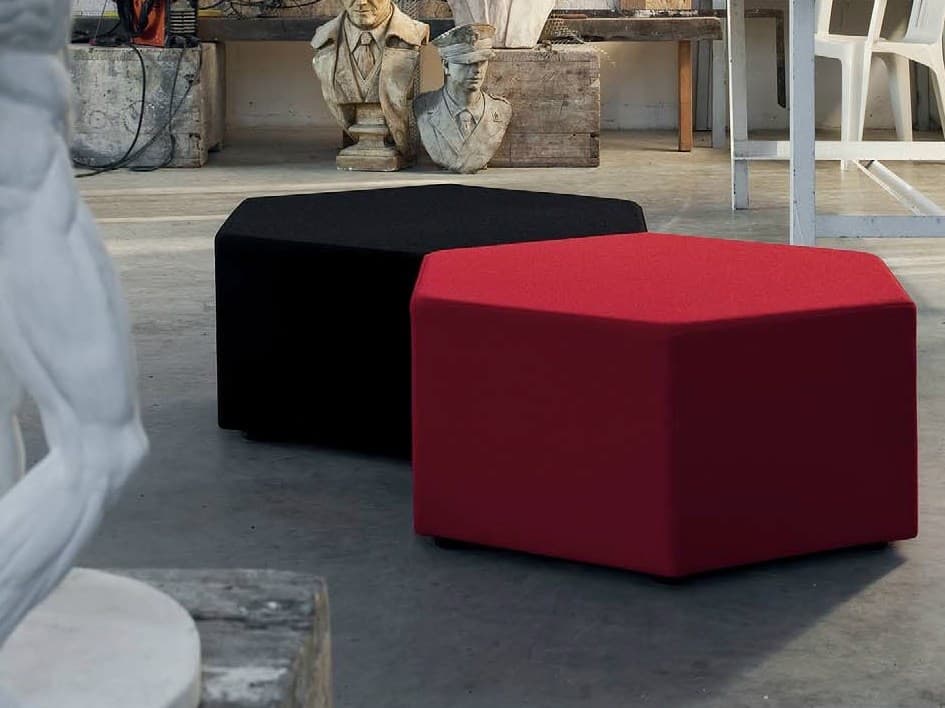 B-LINE
ESA
Fabric pouf — 6