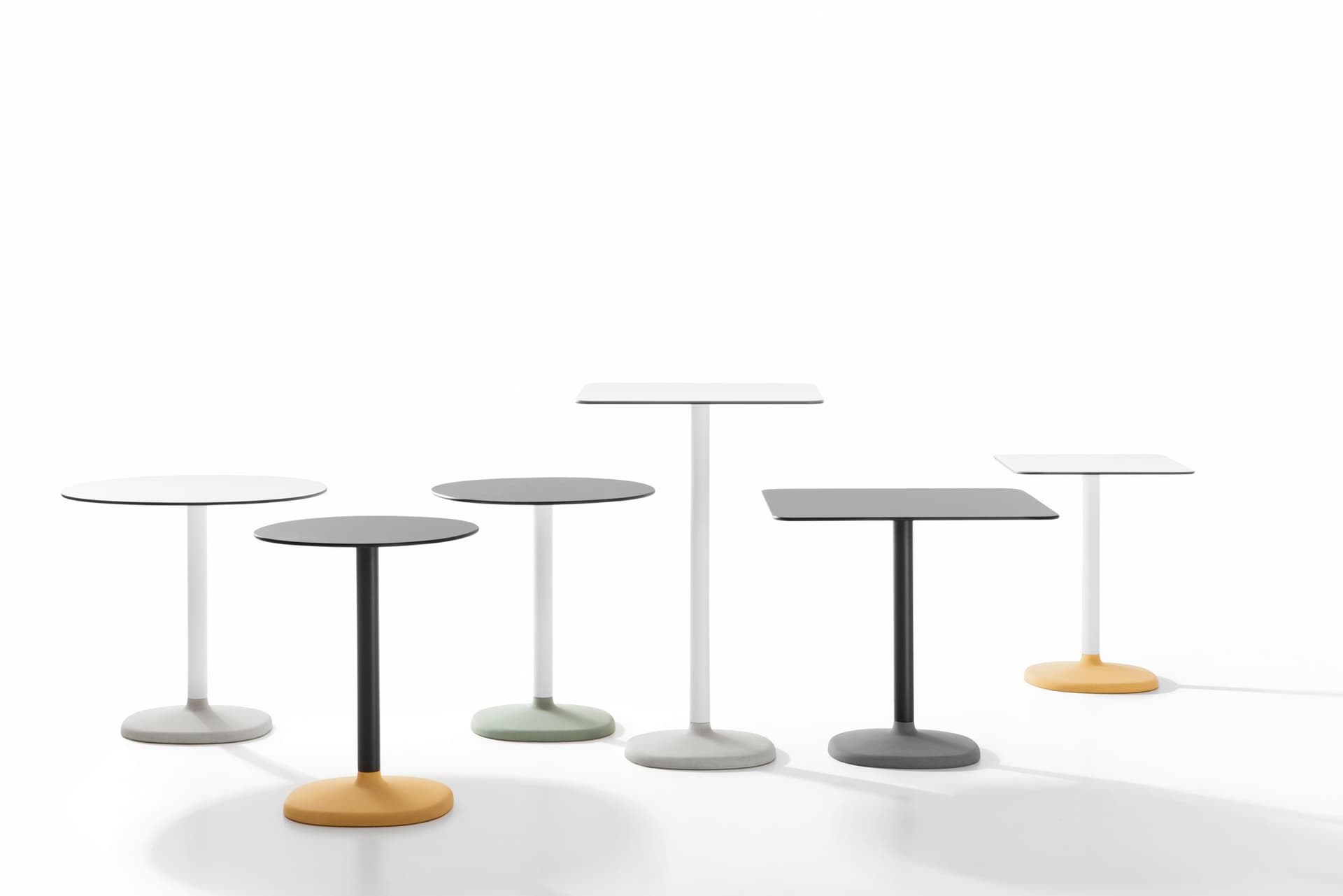 B-LINE
FONDA
Round high table