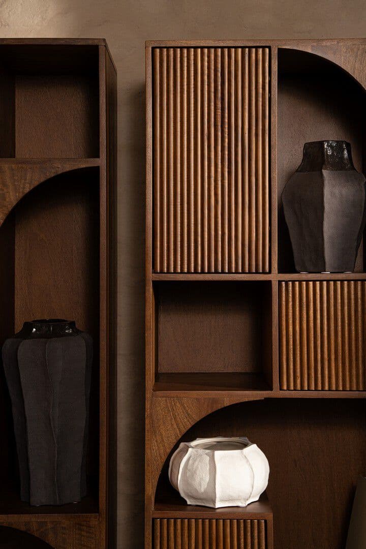 Bizzotto
ORISSA
Mango bookcase — 10