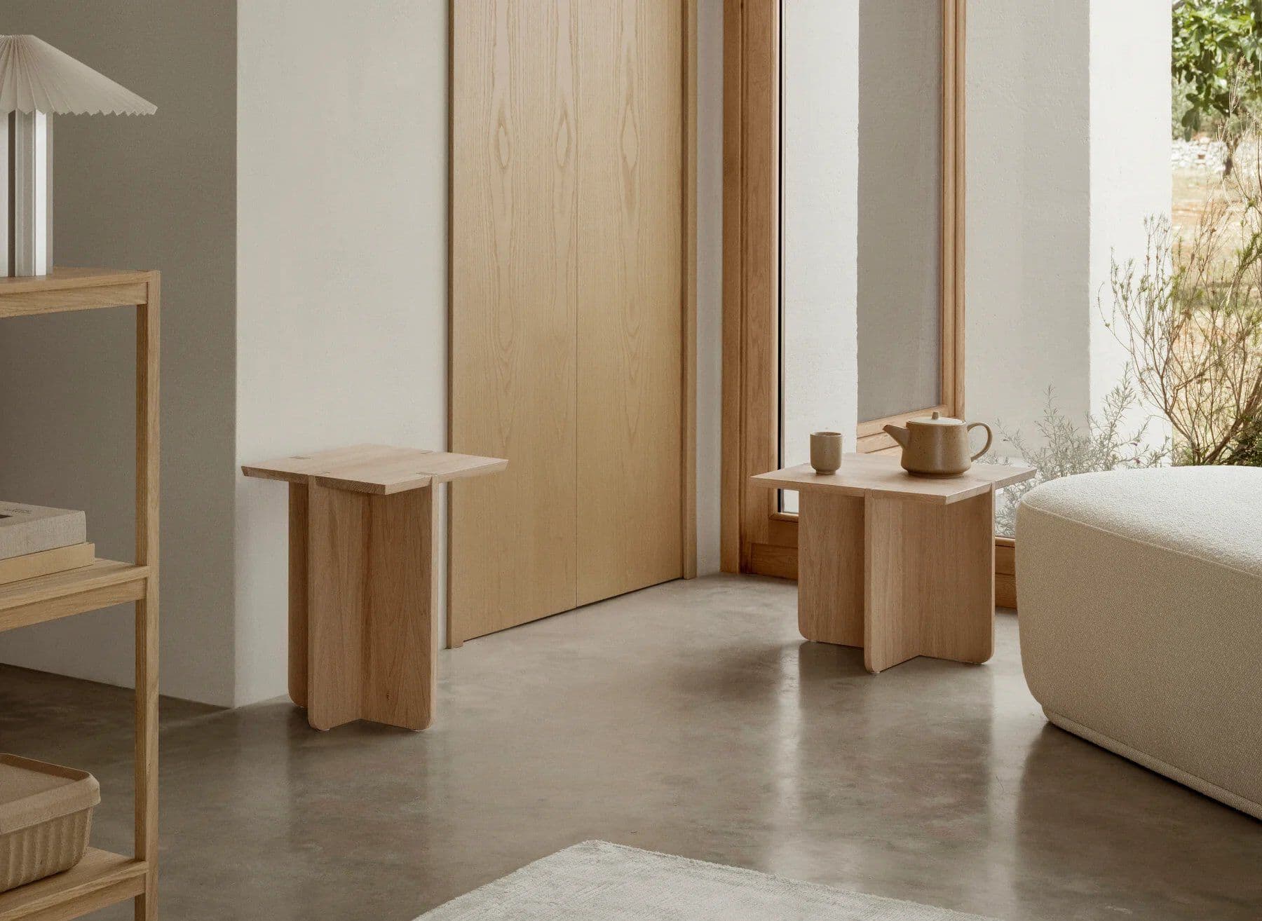 blomus
ENGAWA
Low oak stool — 8