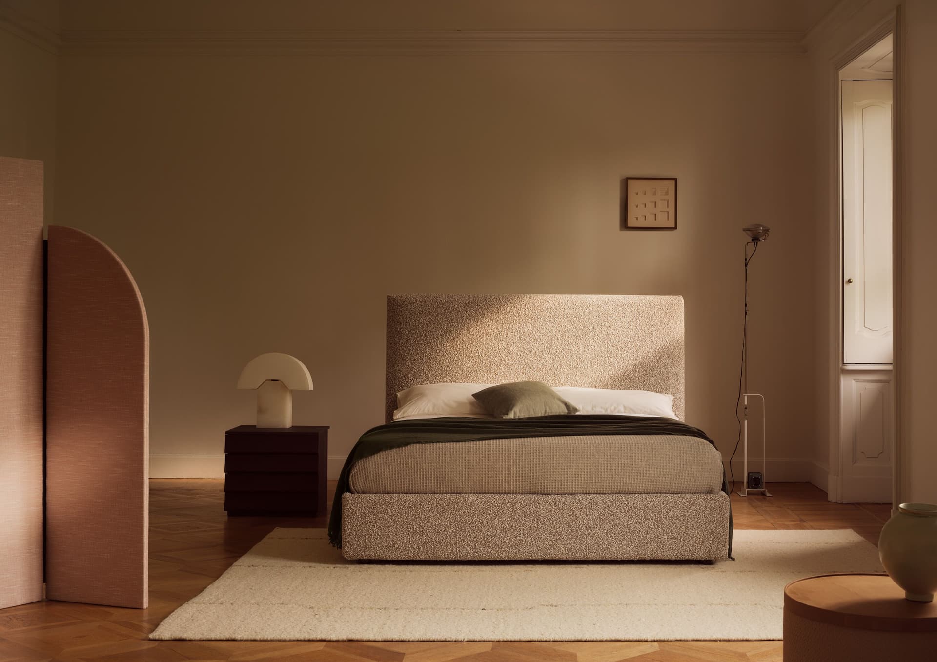 Bolzan
NOAH
Fabric double bed — 7