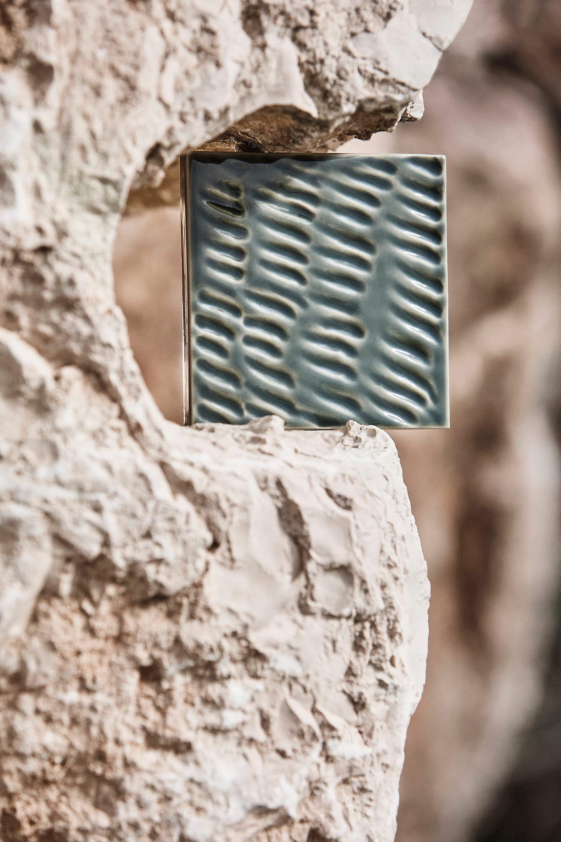 Bosa
IPPO
Ceramic 3D Wall Tile — 4
