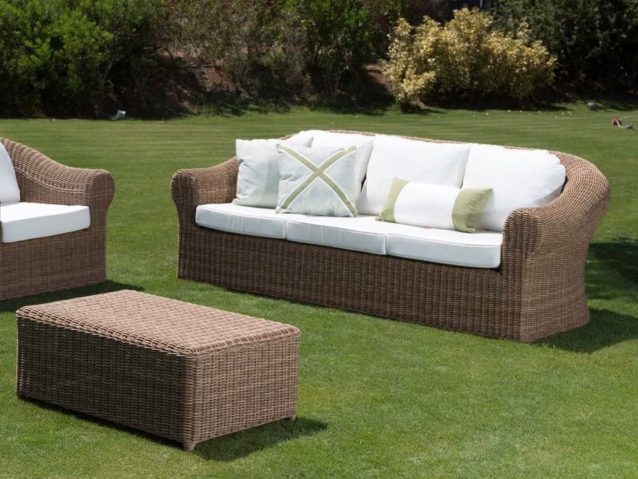 Braid
CLOE
3 seater garden sofa — 3