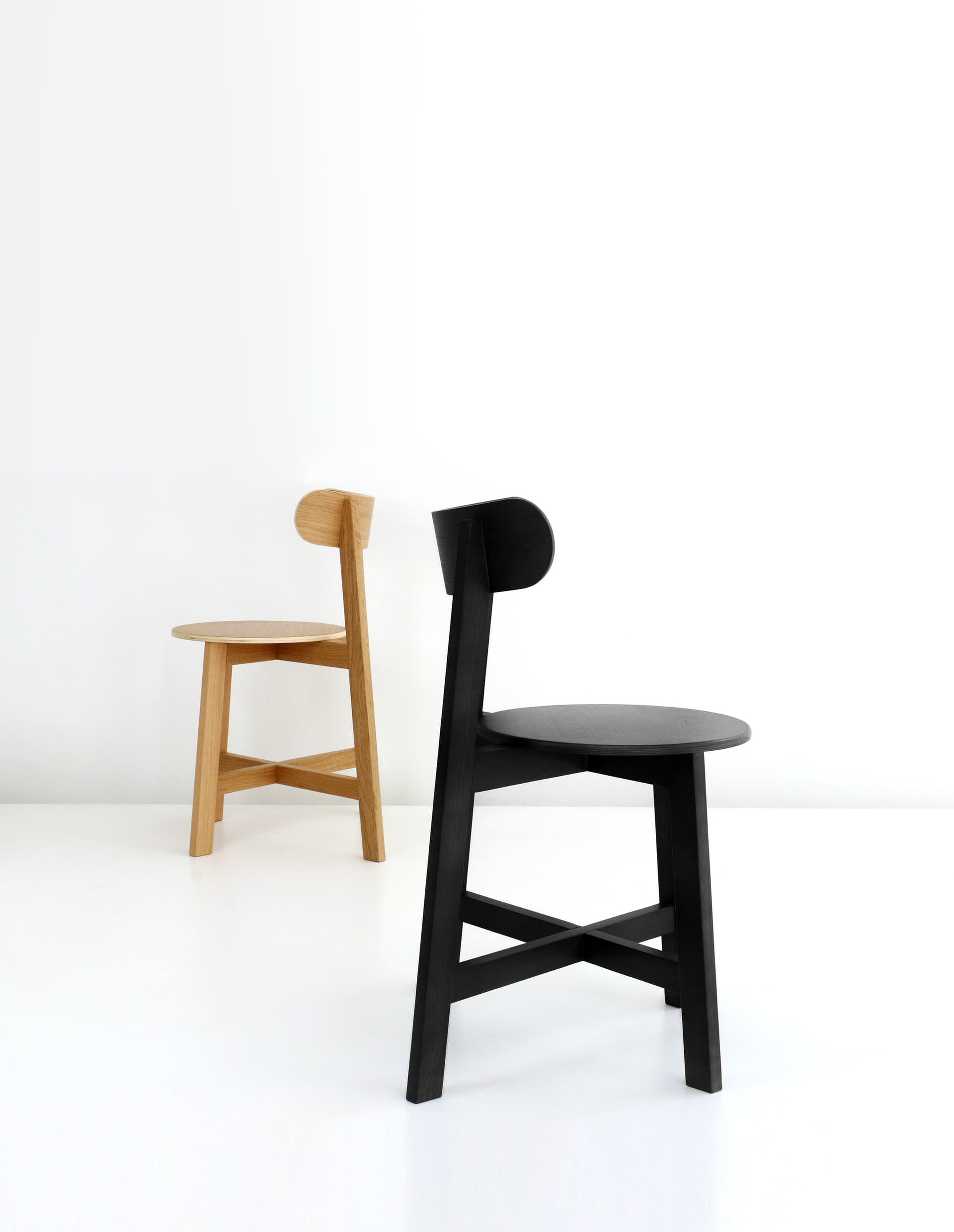 Branca Lisboa
RODA
Ash chair — 5