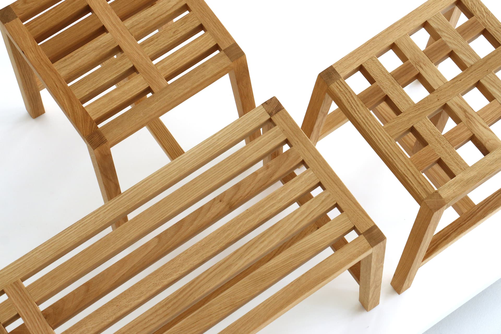 Branca Lisboa
TWEEN
Oak bench — 2