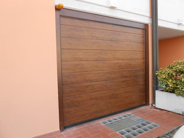 Breda
CUPIS
Steel garage door — 5