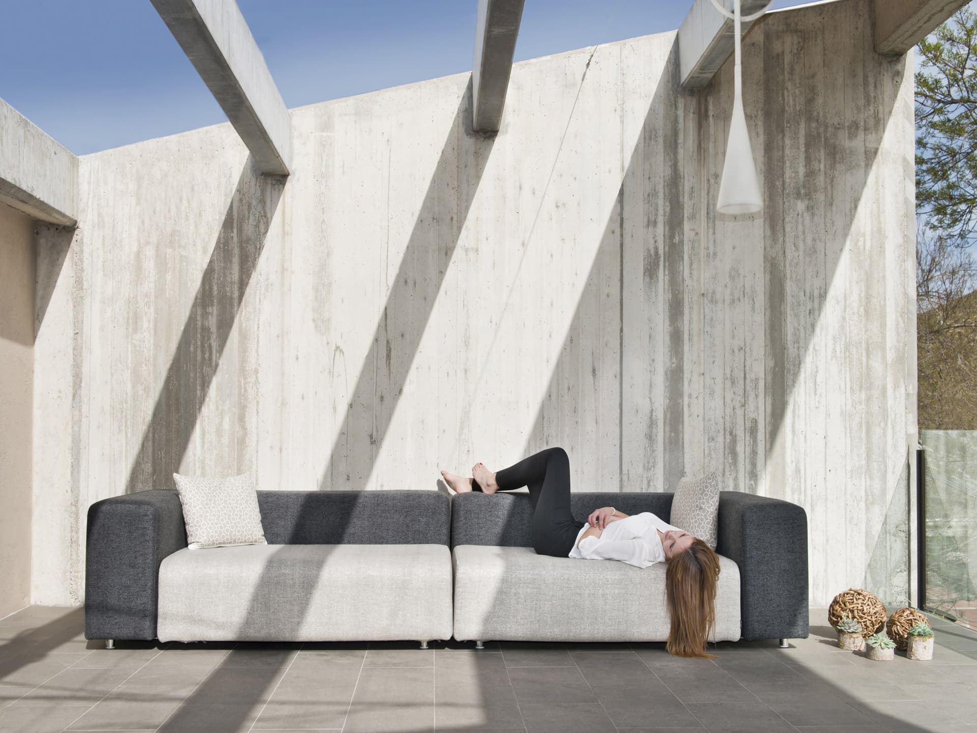 Calma
DORM
Sunbrella® garden sofa — 1