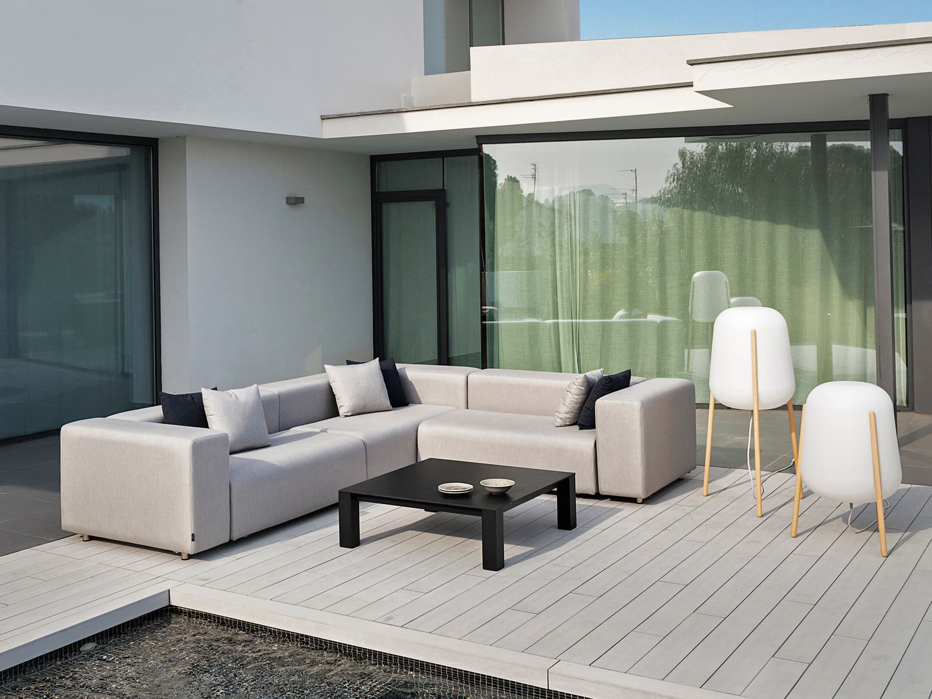 Calma
DORM
Sunbrella® garden sofa — 4
