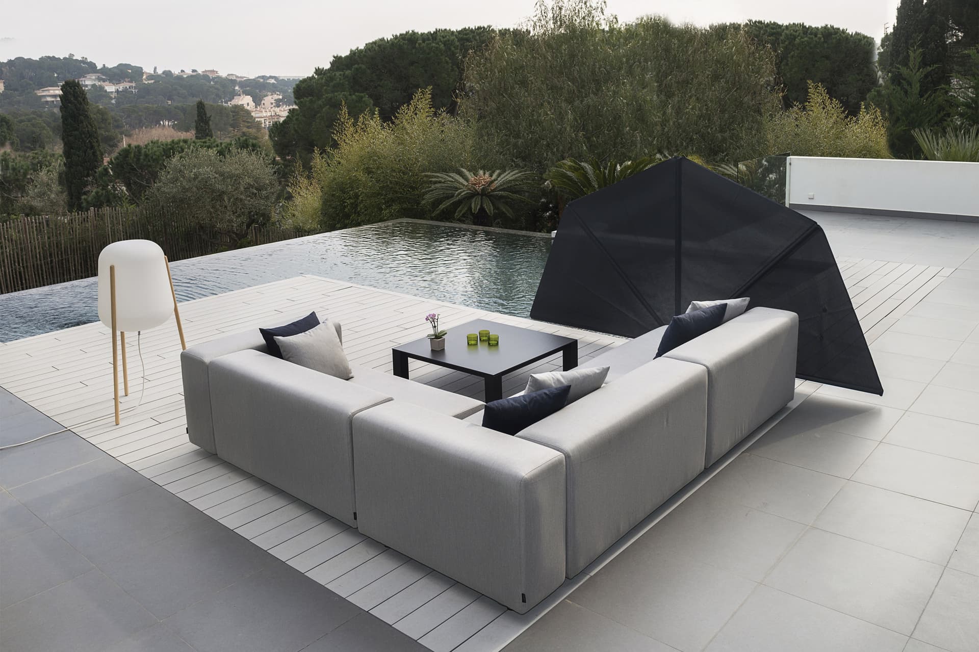 Calma
DORM
Sunbrella® garden sofa — 9