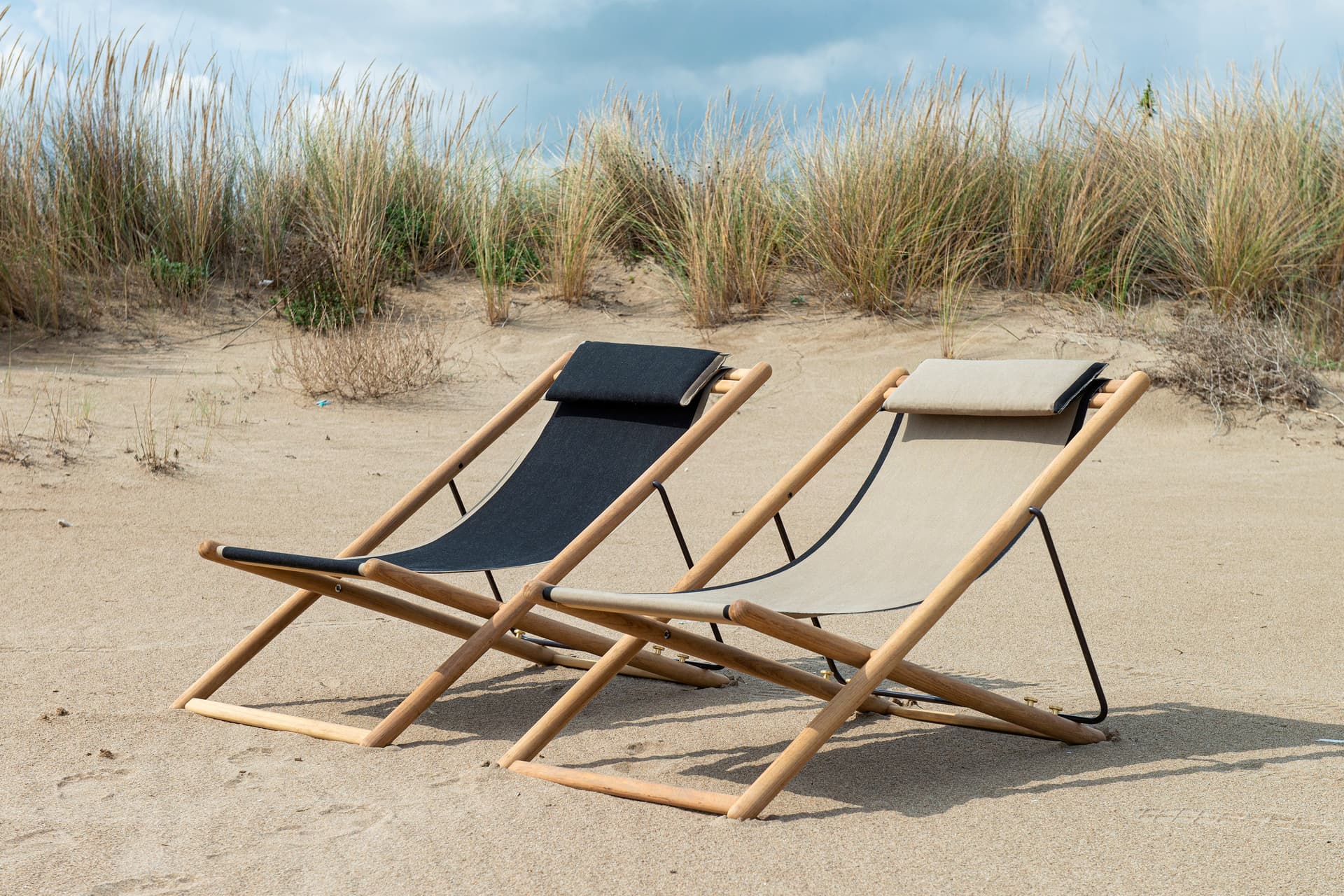 Calma
MACA
Iroko deck chair — 5
