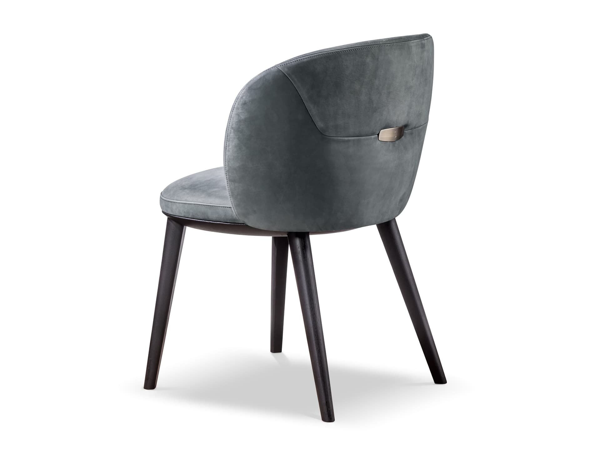 Cantori
SHIBA
Leather chair — 1