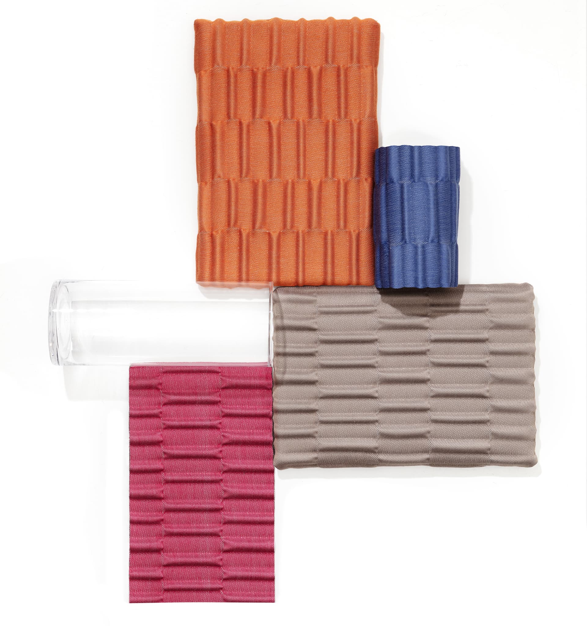 Casalis
LEEVN
Trevira® CS fabric — 15