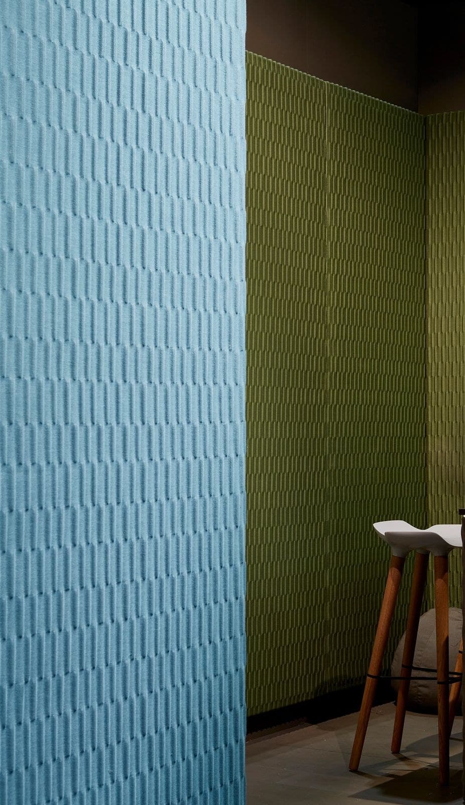 Casalis
LEEVN
Trevira® CS fabric — 3