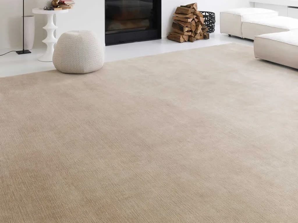 Casalis
OPERA
Handmade wool rug — 7