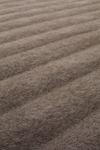 Casalis
PELLO
Custom alpaca rug — 9