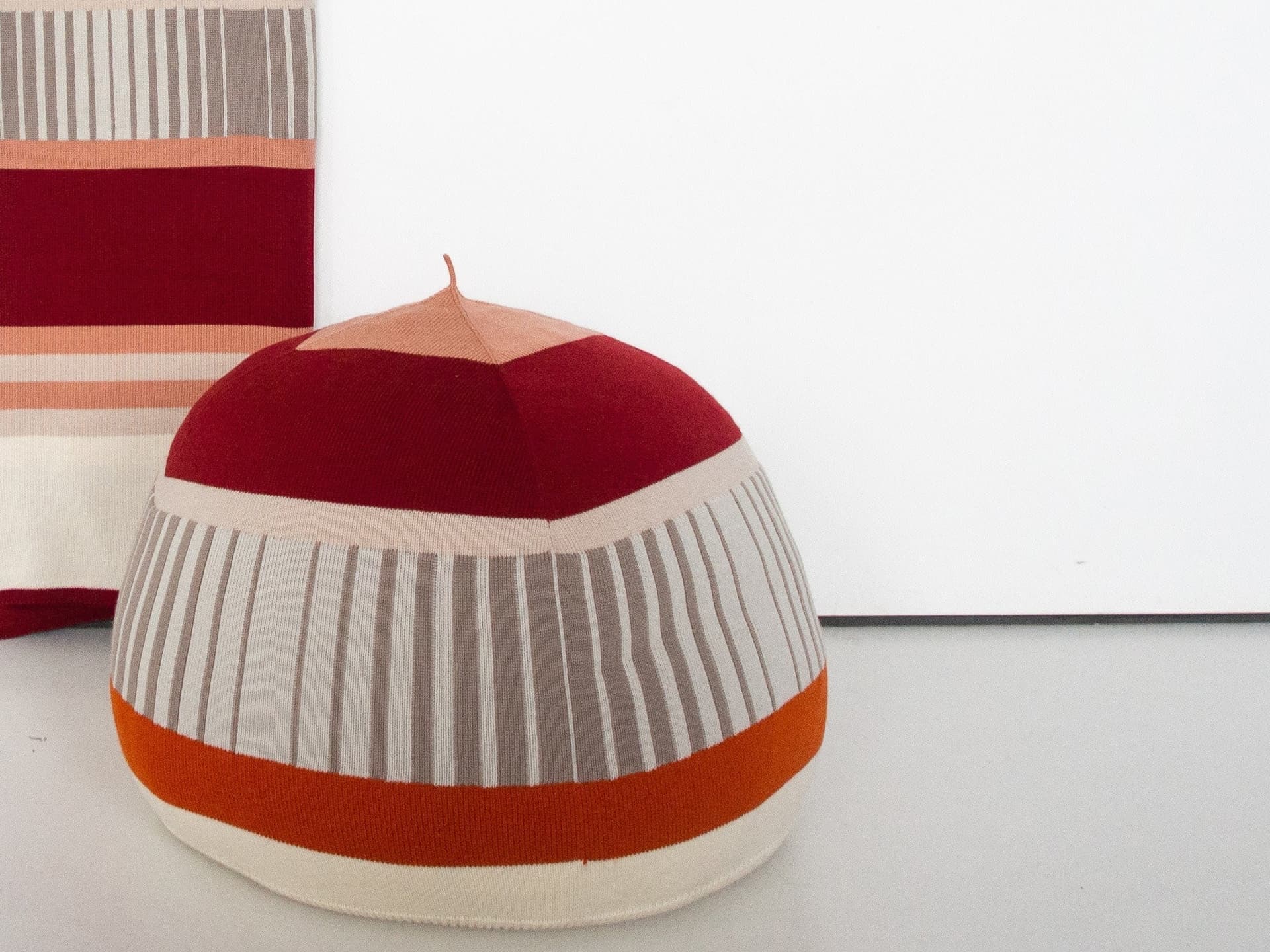 Casalis
VELDEN
Merino wool pouf — 3