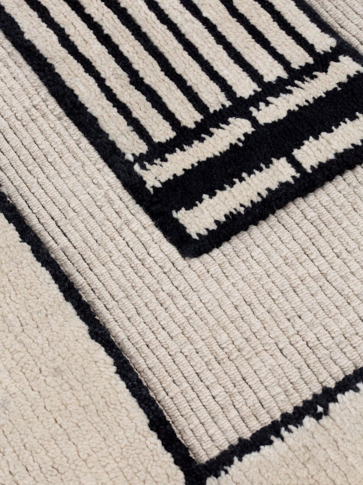 cc-tapis
ZOLOT
Wool rug — 5