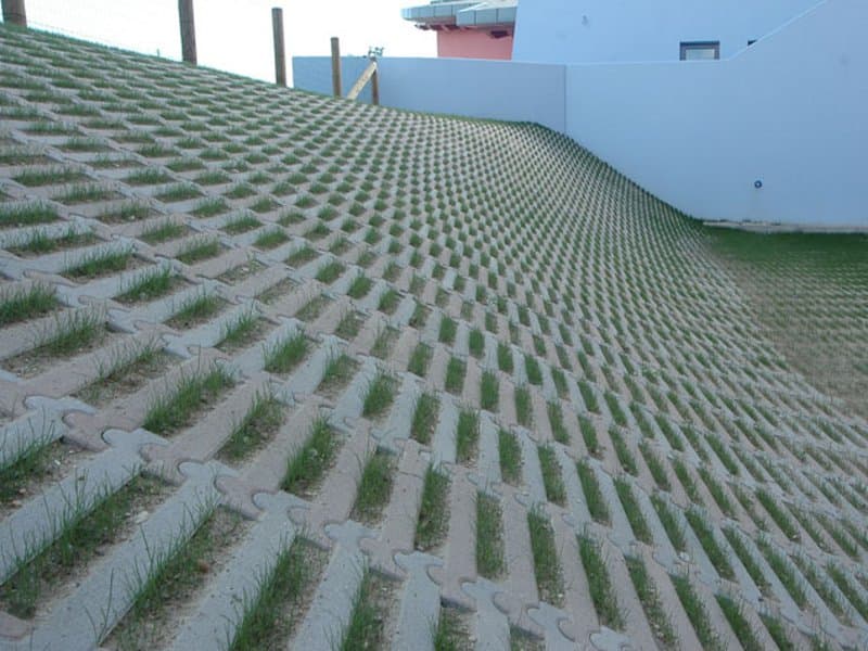 CEDA
LAGOS
Concrete paving block — 6