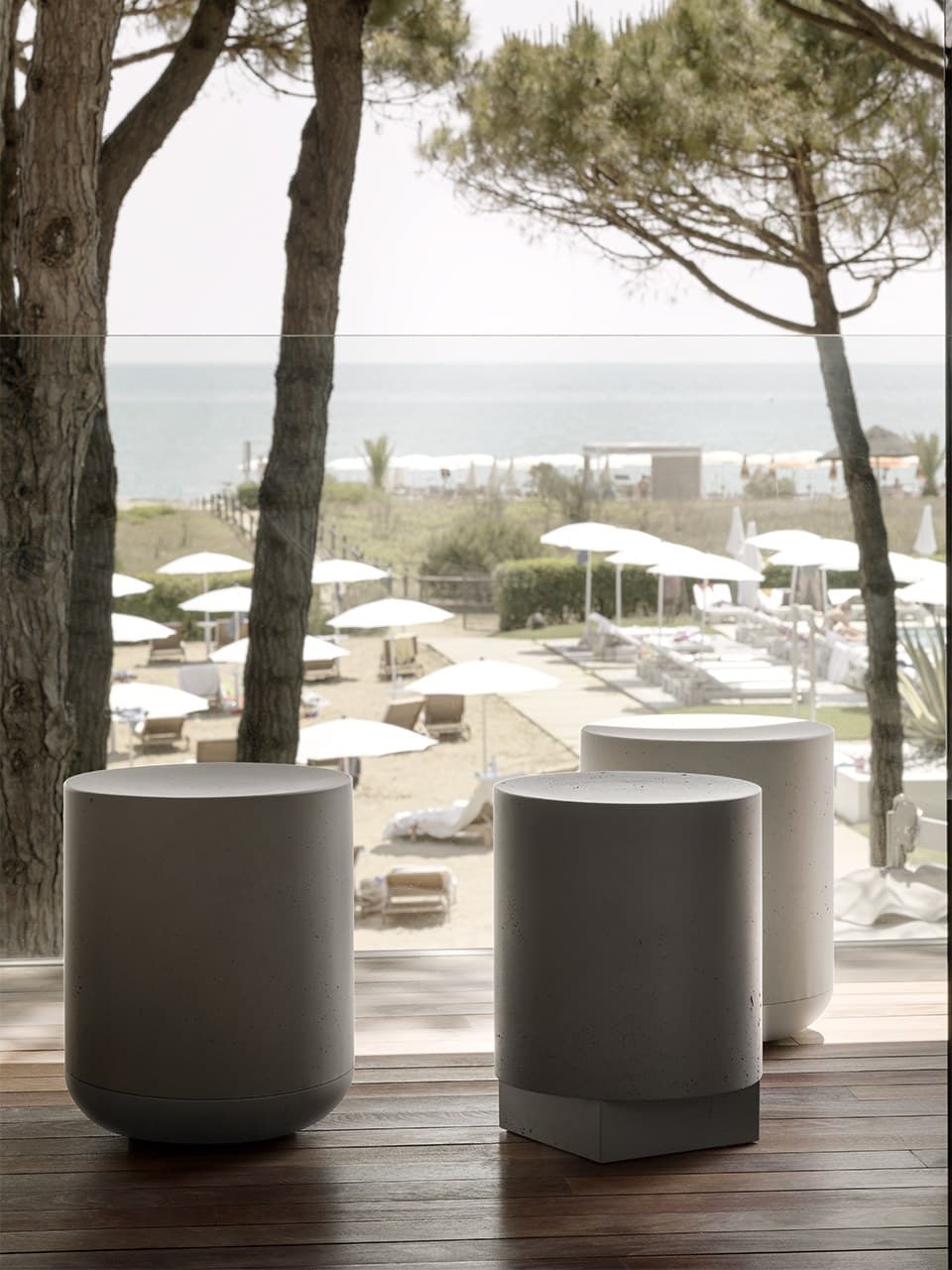 Cimento
ZITELLA
Cimento® stool — 4